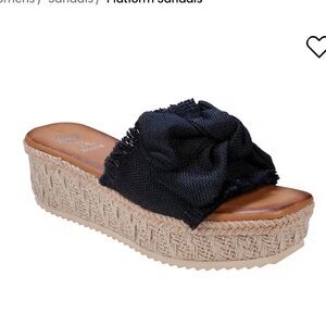 GC Shoes Trina Slide Platforms size 10